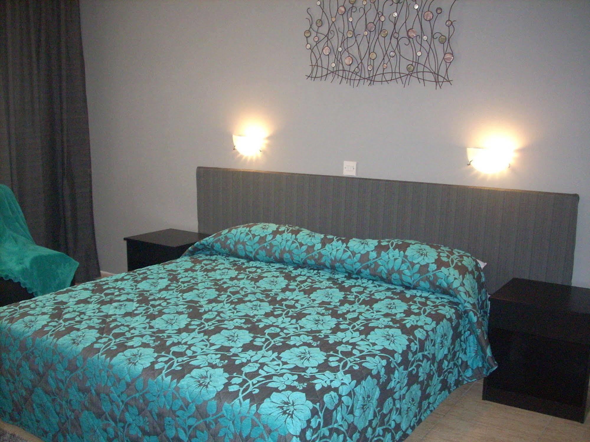 Irene'S Apartments Лімасол Екстер'єр фото